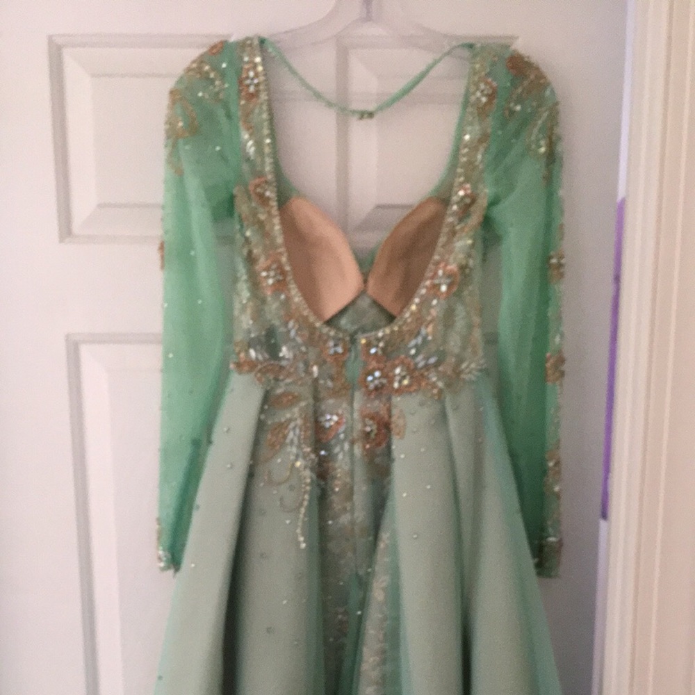 Formal Dress - Picture 5 of 5